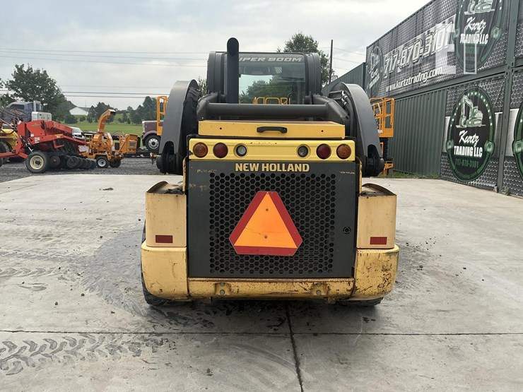 2018-new-holland-l228-image-3