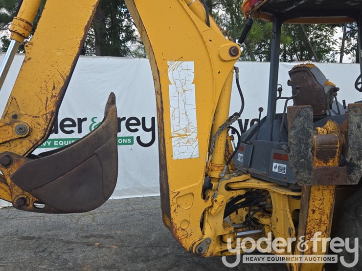 deere-310g-image-32