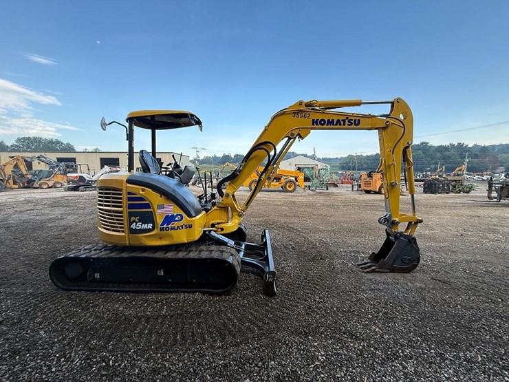 2023-komatsu-pc45mr-5-image-5