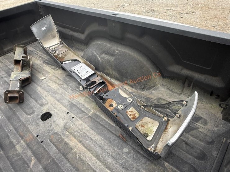 2011-dodge-ram-3500-image-15
