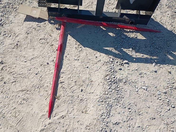 #l85-037-•-landhonor-bale-spears-skid-steer-attachment-[missing-parts]-image-5