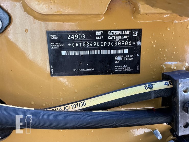 2020-caterpillar-249d3-image-19