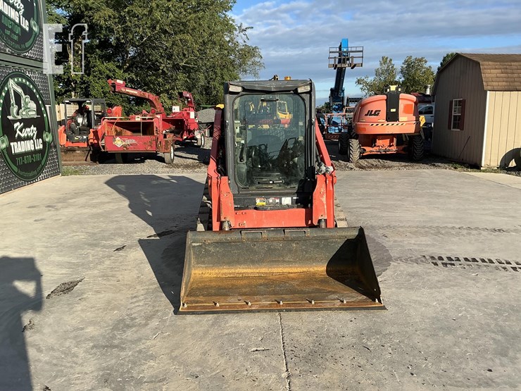 2021-kubota-svl65-2-image-7