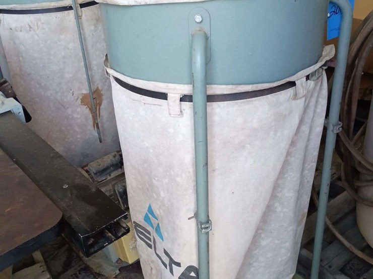 delta-double-dust-collector-image-1