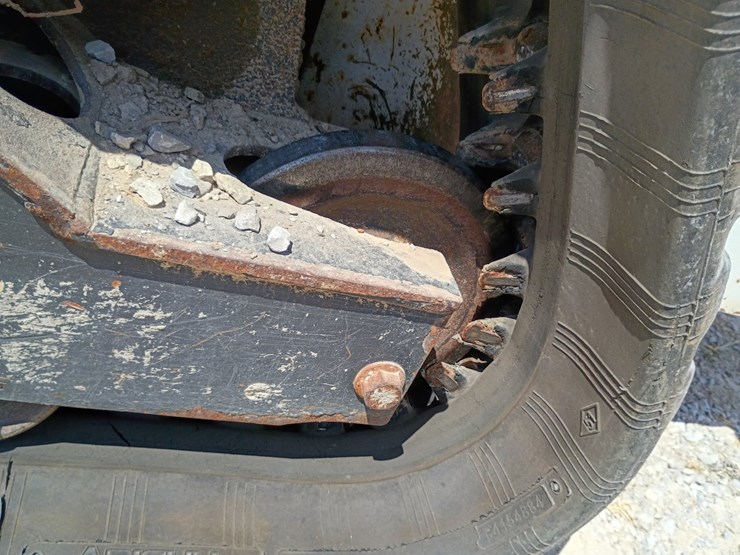 2022-bobcat-t66-image-56