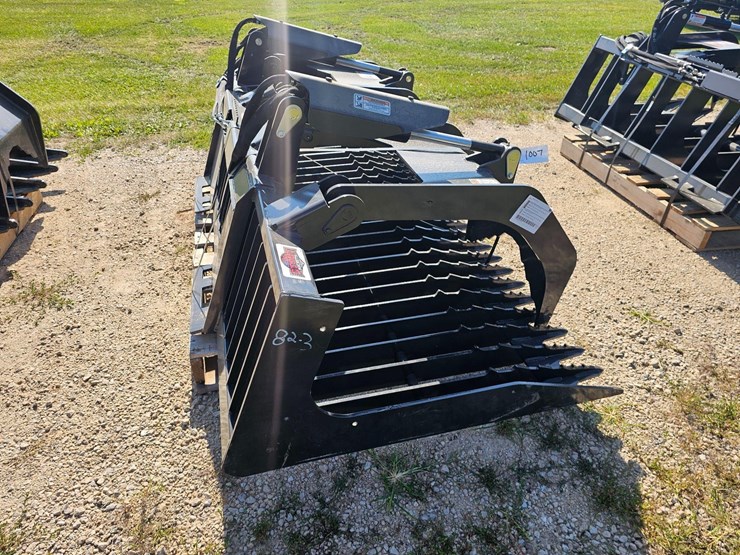 stout-hd-82-3-grapple-image-4