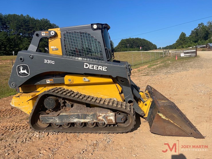 2024-deere-331g-image-2