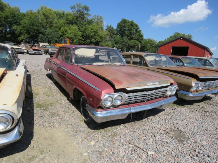 1962-chevrolet-belair-4dr-sedan-image-1