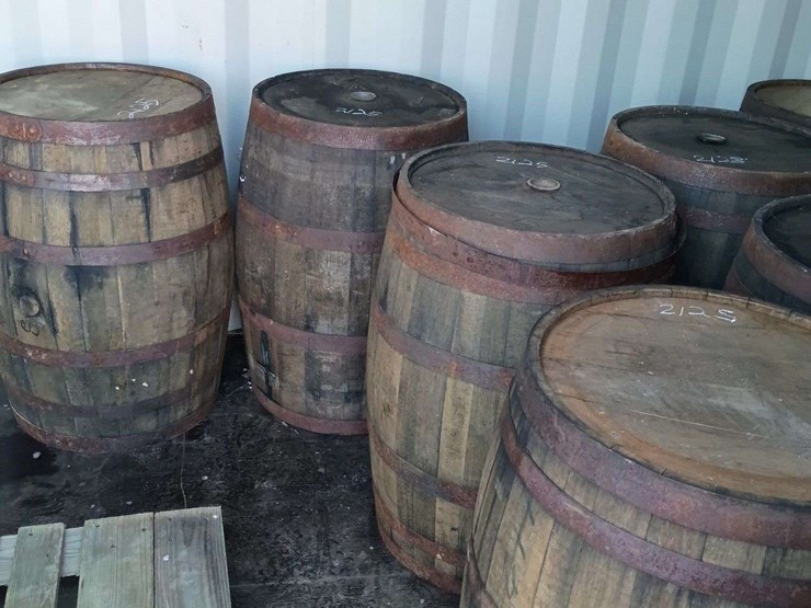 qty-(4)-whiskey-barrels-image-1