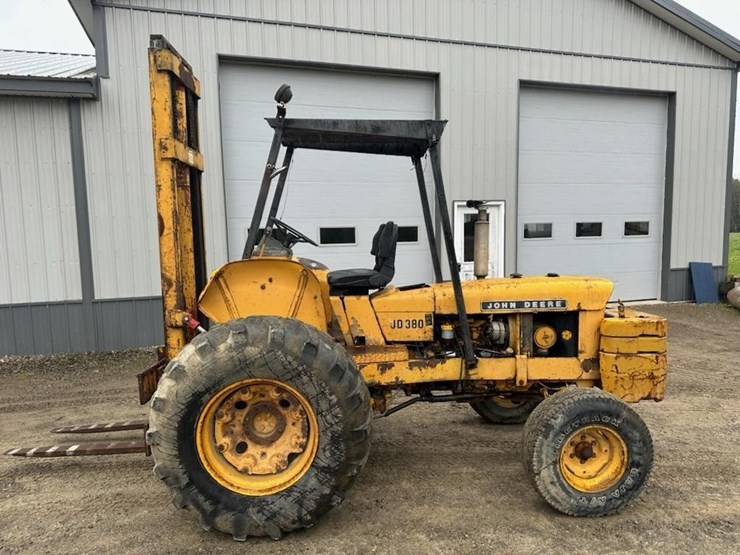john-deere-380-image-1