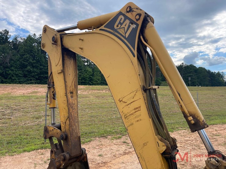 2003-caterpillar-420d-image-17