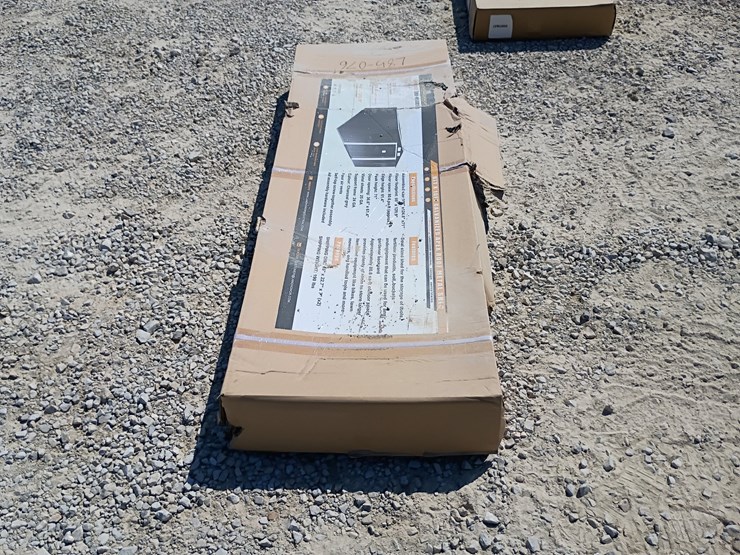 #l85-076-•-landhonor-8'x10'-metal-shed-[damaged-box]-image-4