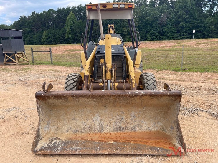 2003-caterpillar-420d-image-8