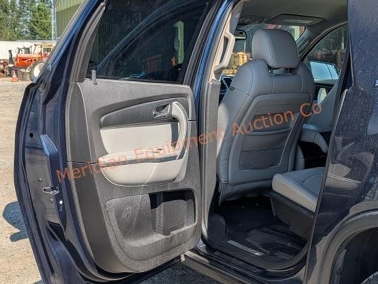 2007-gmc-acadia-image-16