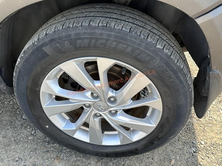 2005-hyundai-tucson-image-18