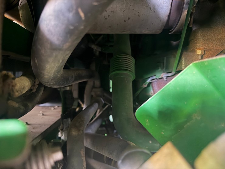 2015-john-deere-cp690-image-101