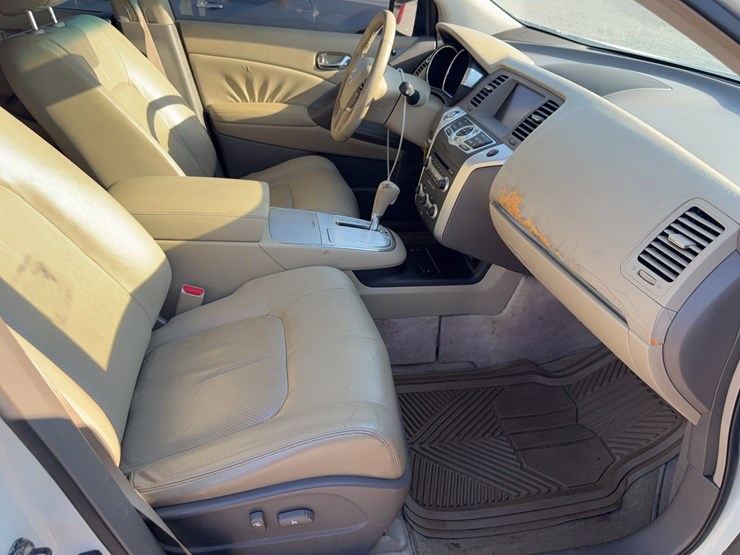 2009-nissan-murano-image-35