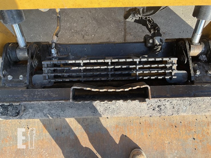 2022-caterpillar-272d3-image-10