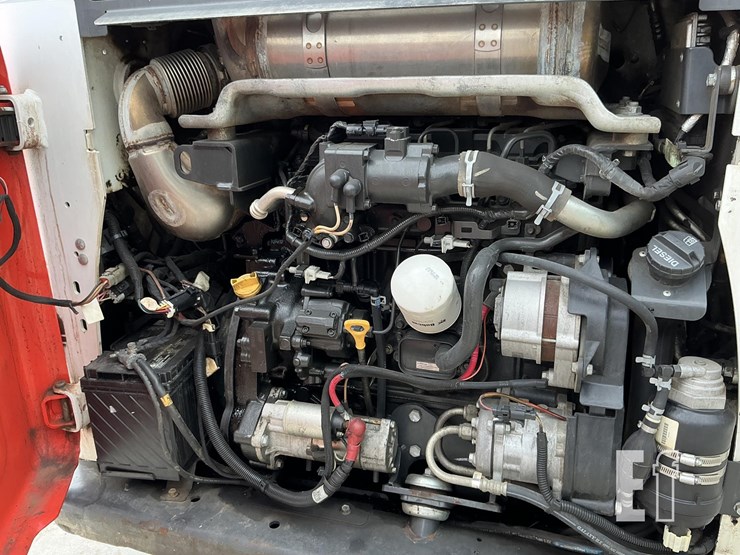 2019-bobcat-t770-image-20