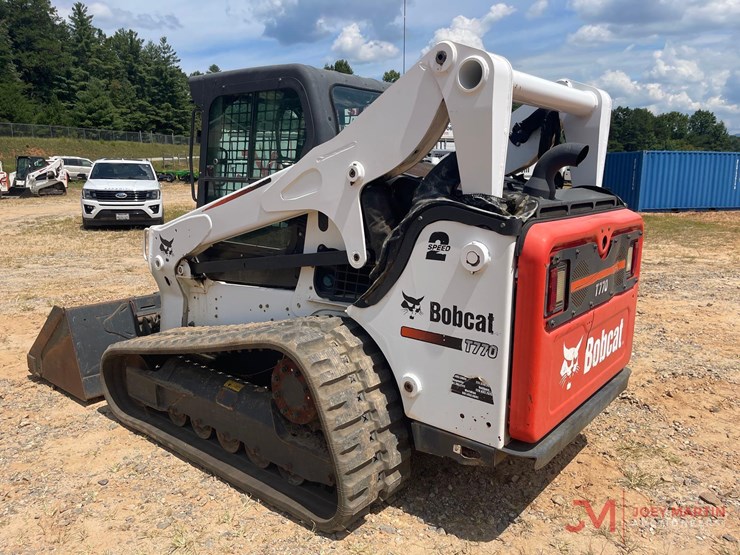 2016-bobcat-t770-image-5