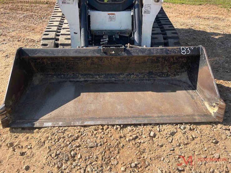 2022-bobcat-t740-image-14