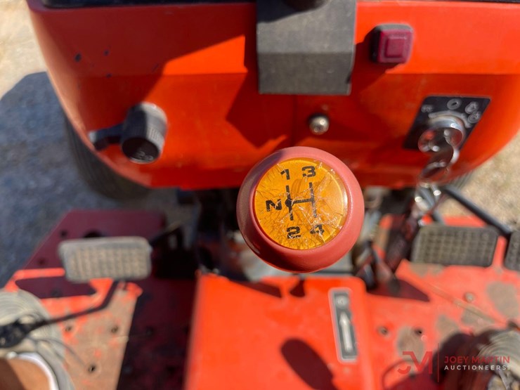 kubota-l2800-image-19