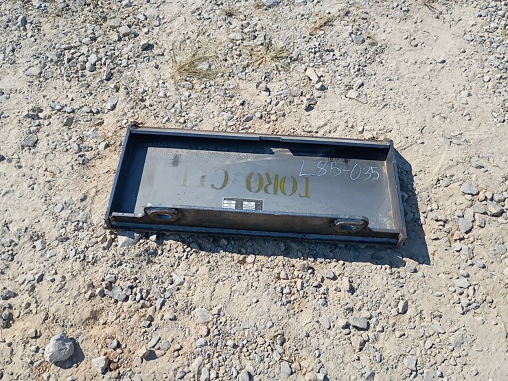 #l85-035-•-landhonor-mounting-plate-mini-skid-steer-attachment-image-1