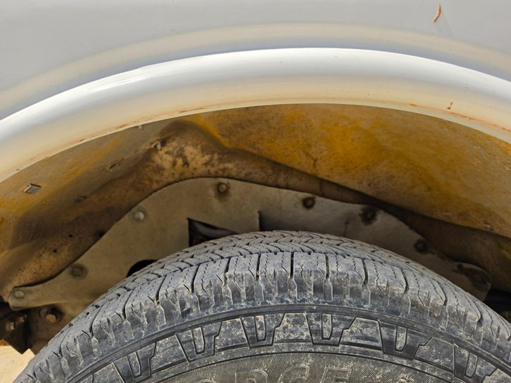 #26511-•-2005-gmc-savana-van-image-12