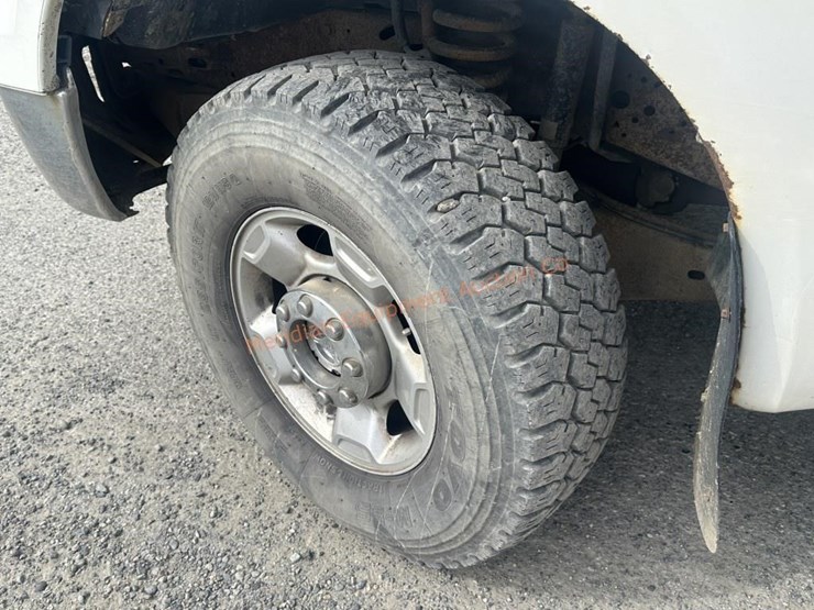 2005-ford-f350-image-13