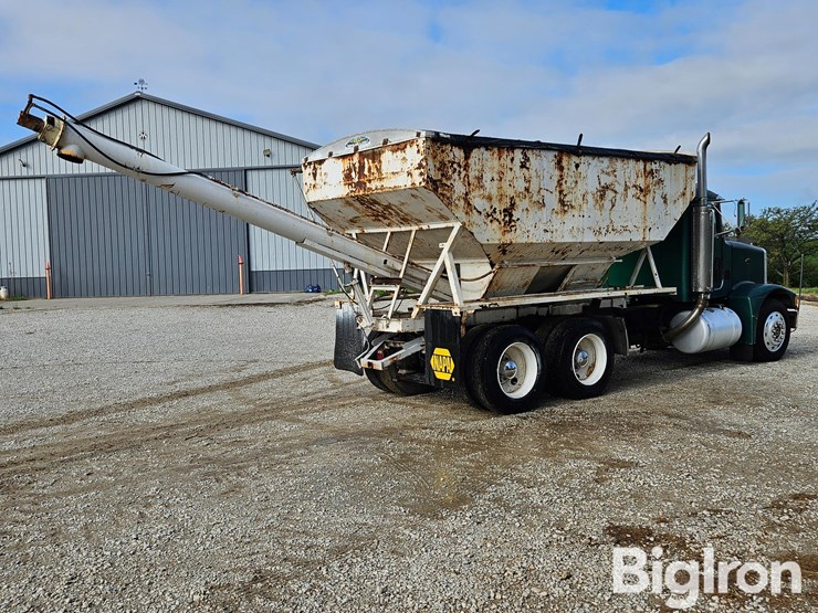1990-peterbilt-579-image-5