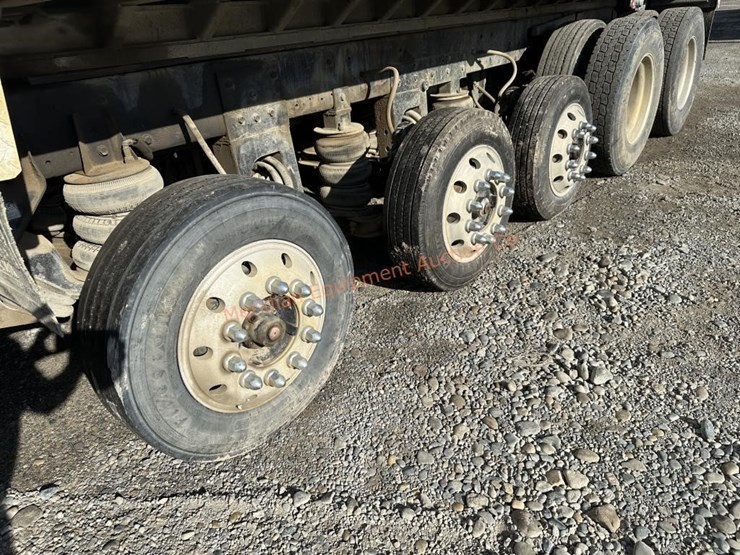2000-kenworth-t800-image-54
