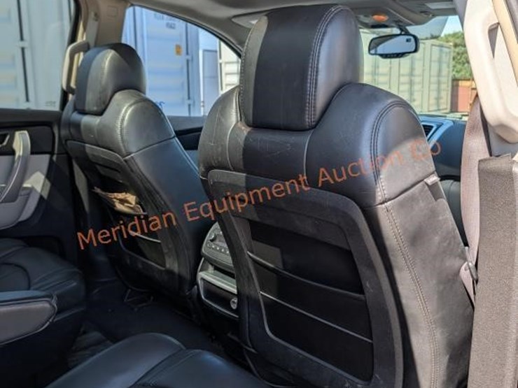 2008-gmc-acadia-slt-image-28