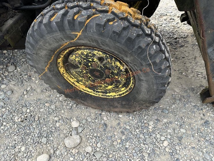 yanmar-ym240d-image-11