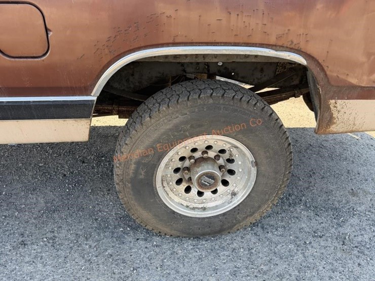 1984-dodge-ram-250-image-13
