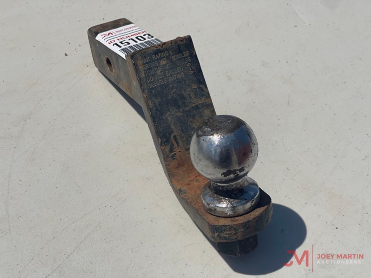 drop-hitch-insert-image-1