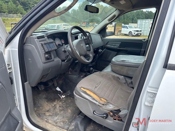 2008-dodge-ram-3500-image-14