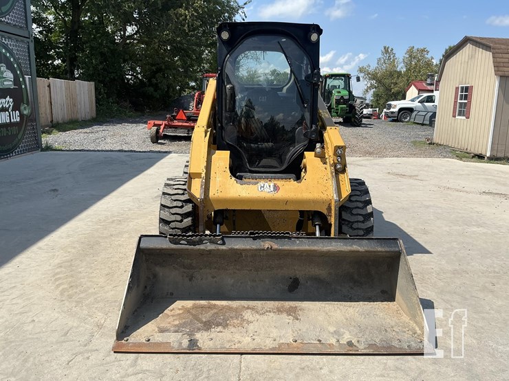2020-caterpillar-246d3-image-7