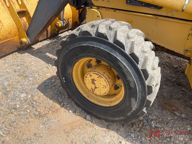 2012-deere-310j-image-12