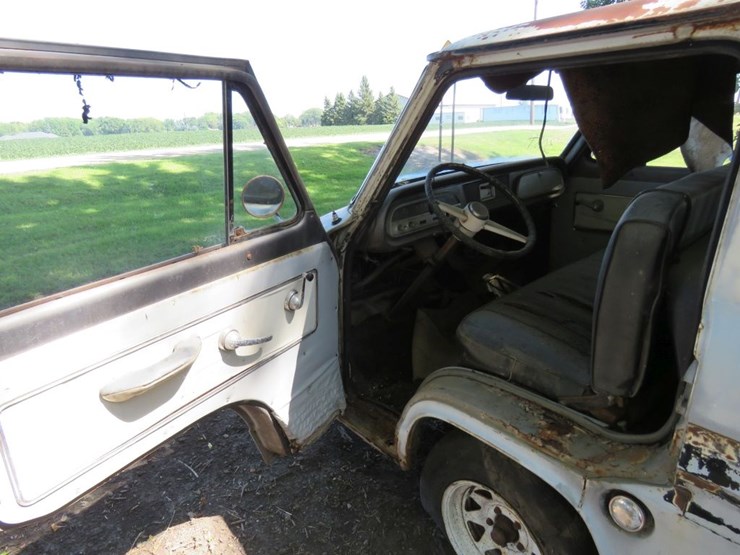 1962-chevrolet-corvair-greenbriar-sports-wagon-image-9