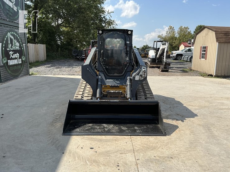 2020-deere-333g-image-7