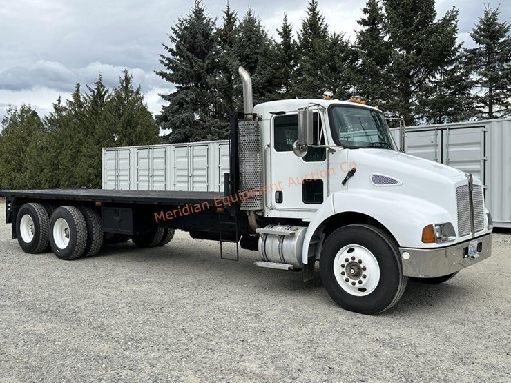 2007-kenworth-t300-image-6