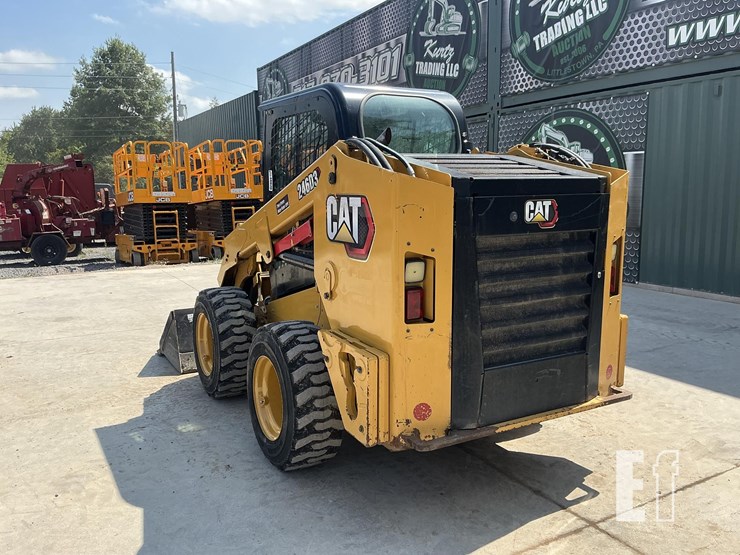2020-caterpillar-246d3-image-2