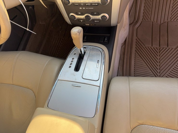 2009-nissan-murano-image-37