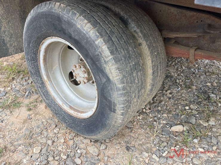 1994-ford-f350-xl-image-10