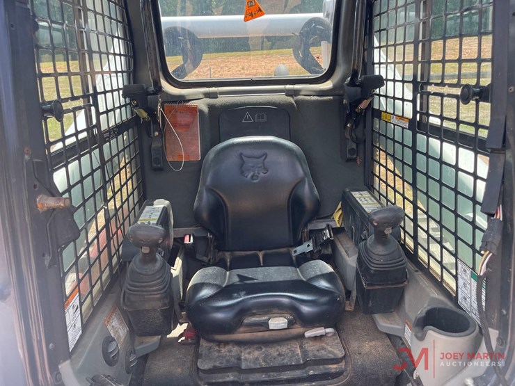 2016-bobcat-t770-image-15