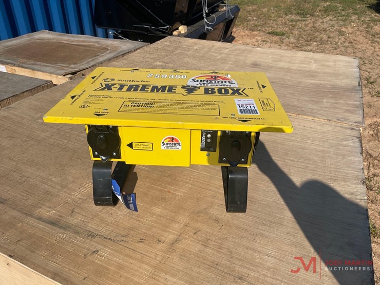 southwire-x-treme-power-distribution-box-image-2