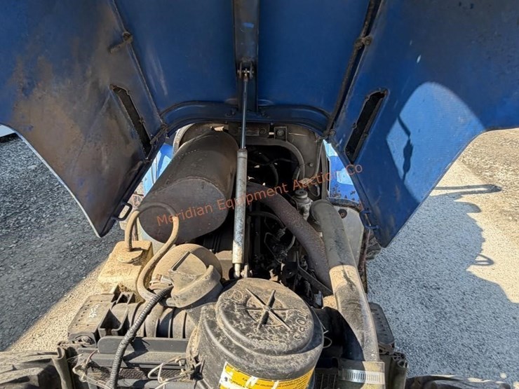 new-holland-boomer-50-image-24