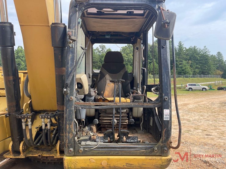 2007-caterpillar-312c-image-15