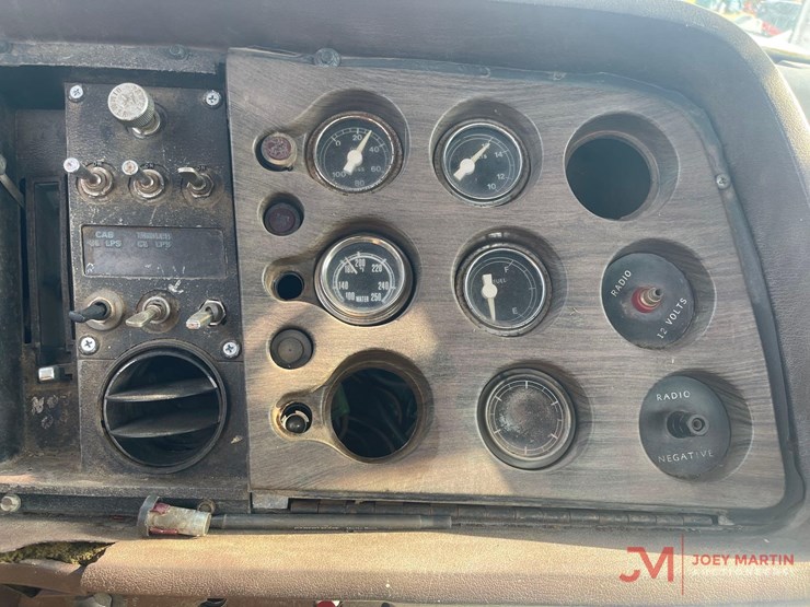 ford-8000-image-23