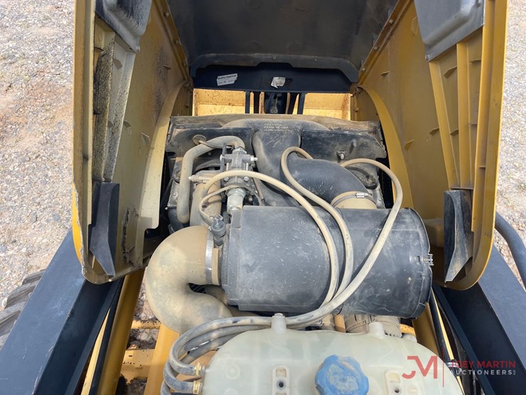 2012-deere-310j-image-22